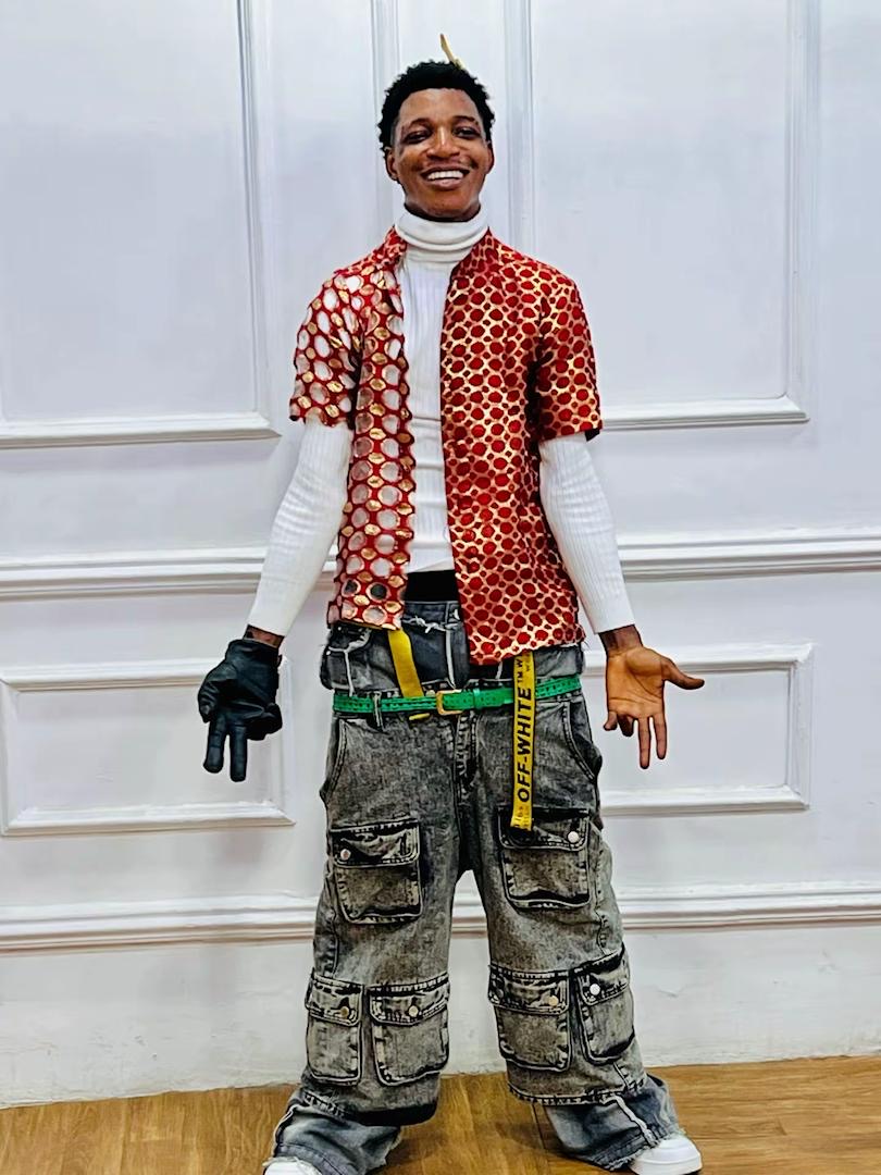 AJAYI MICHAEL (MIKKYLILGOTYOU)