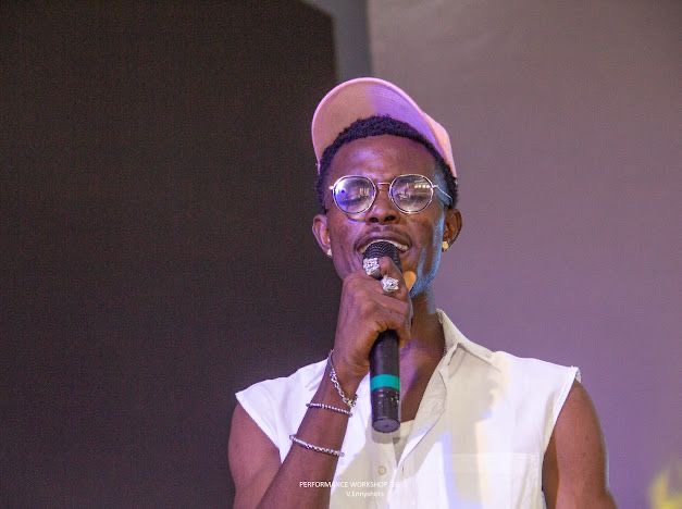 ONAKOYA  SAMUEL AYOMIDE (WIKKY)
