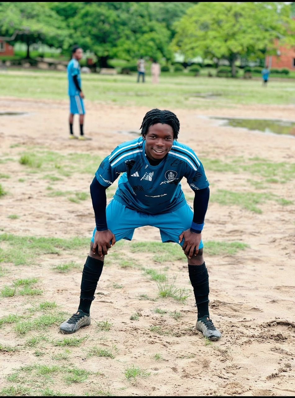 OMOKEHINDE OLARENWAJU(LEGEND)